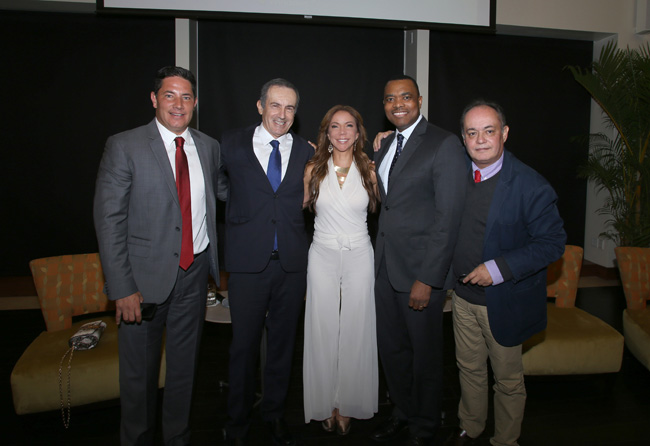 Fernando del Rincon, Andres Oppenheimer, Isabel Bucaram, John Yearwood and Rui Ferreira