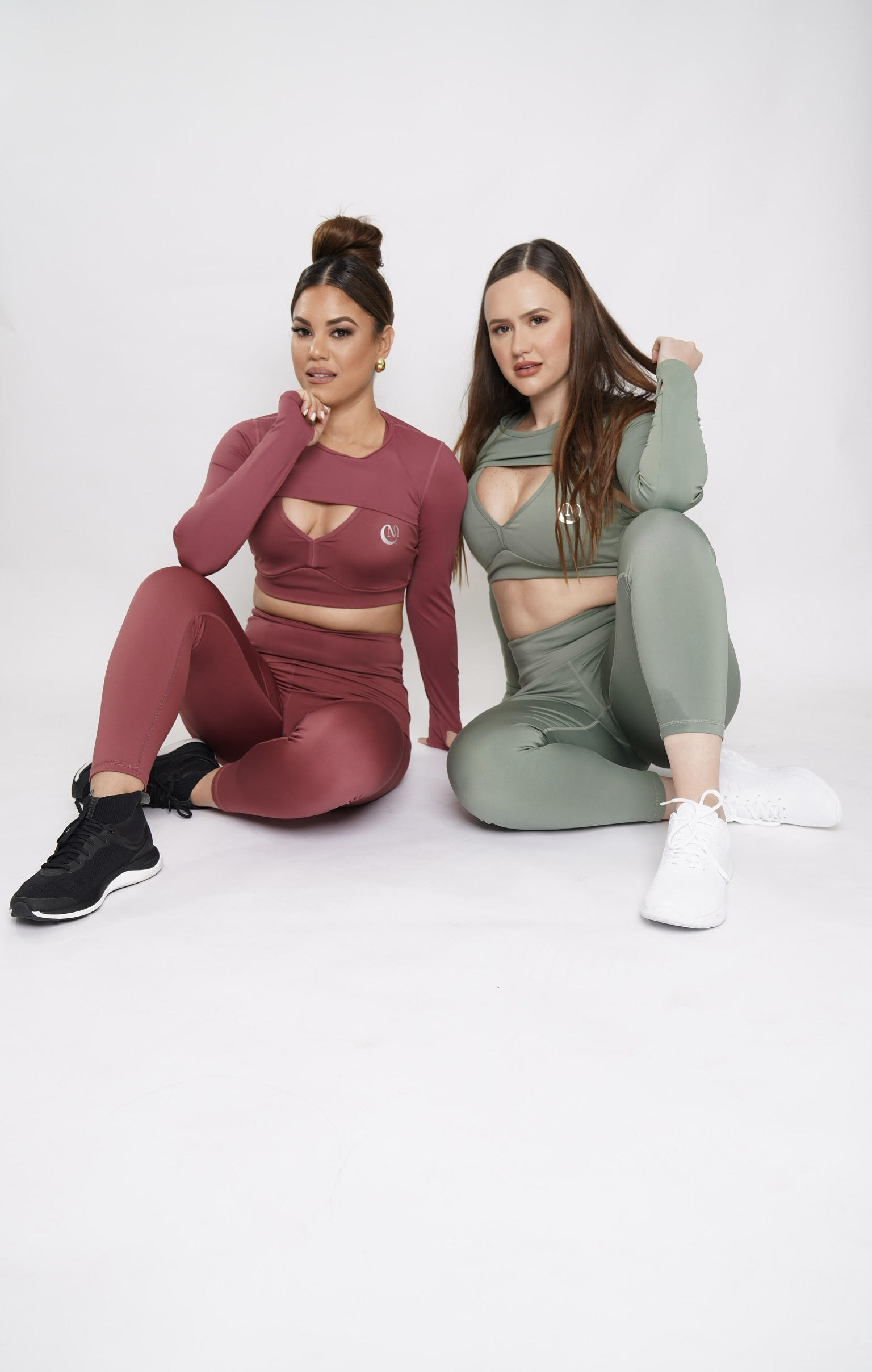 Ana Nuñez y Lianet Marti lanza la “Luna Body – In > Chic > Vip > > Influyente>