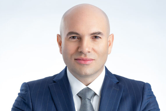 Abogado-Vasili-Hernandez-